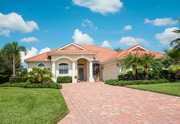 Best Driveway Paving Contractor  in Santa Moni, CA